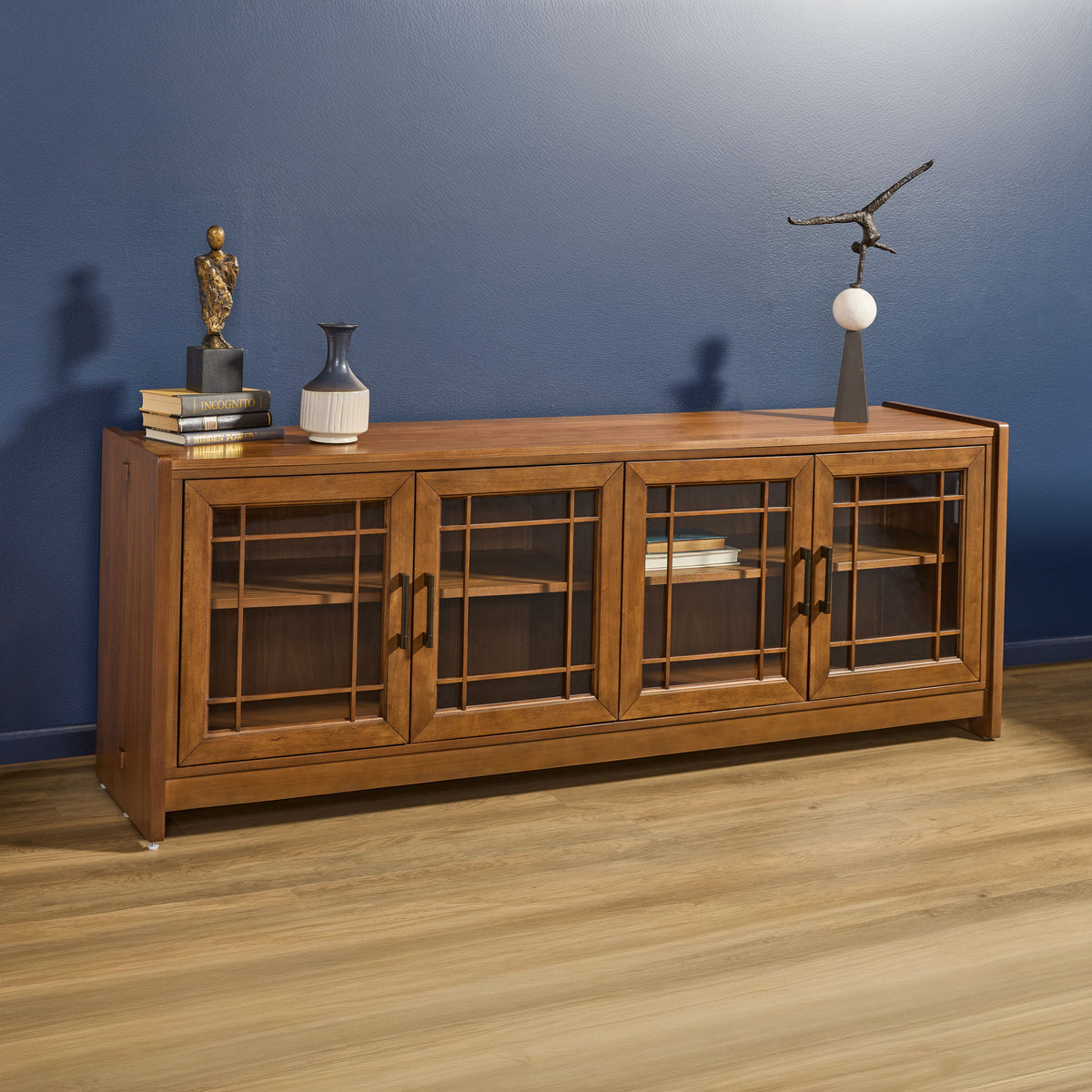 Lincoln Entertainment Base - Warm Walnut | Flexsteel