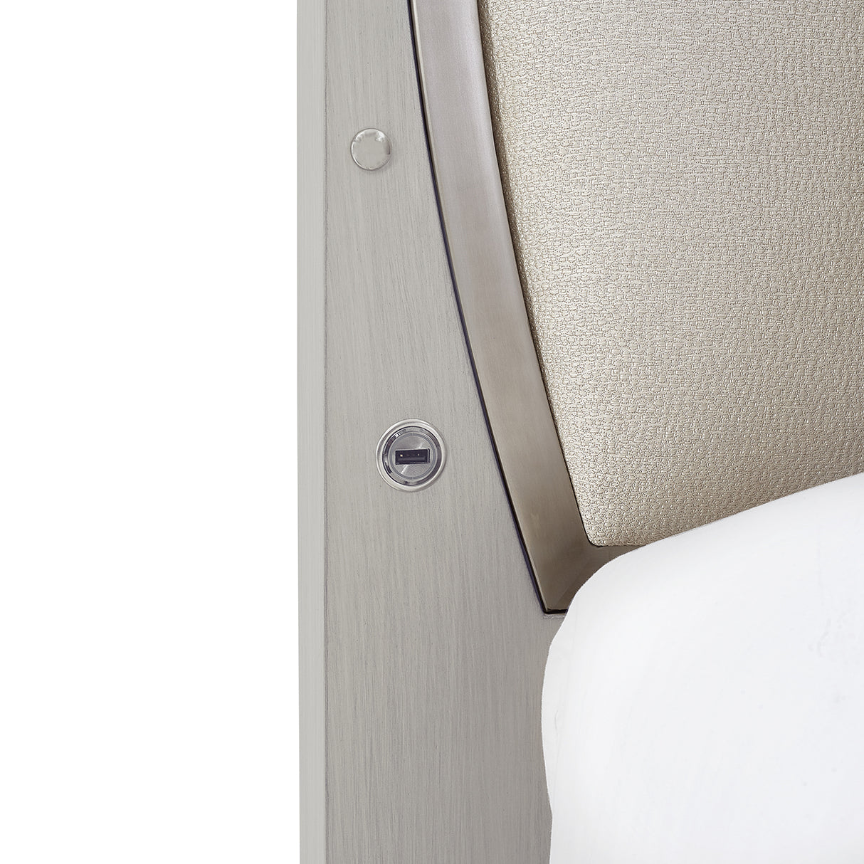 Eclipse Queen Bed with Lights Moonlight Finish aico by Michael Amini