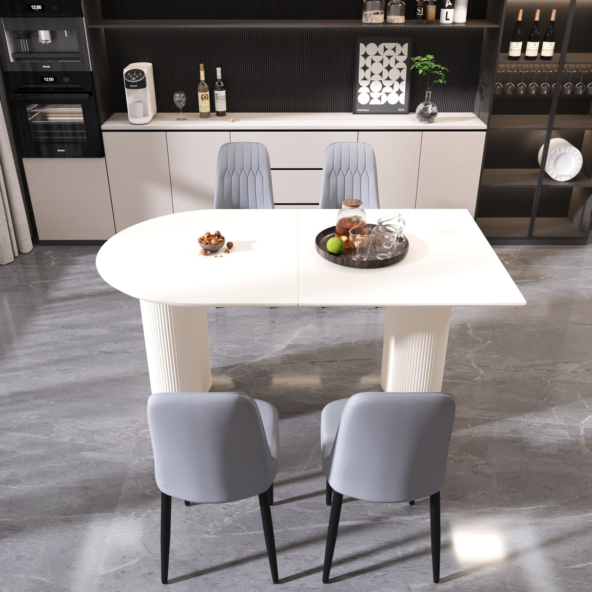 Mesa de comedor de MDF estilo crema medieval moderno de 63 'y juego de sillas de comedor de PU 4. Conjunto de escritorio ensamblado y silla de comedor con patas de metal negro, adecuado para el hogar y la cocina.