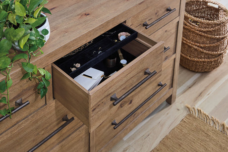 Vineyard Row Seven-Drawer Dresser - Light Brown by Hooker Furniture - View 2