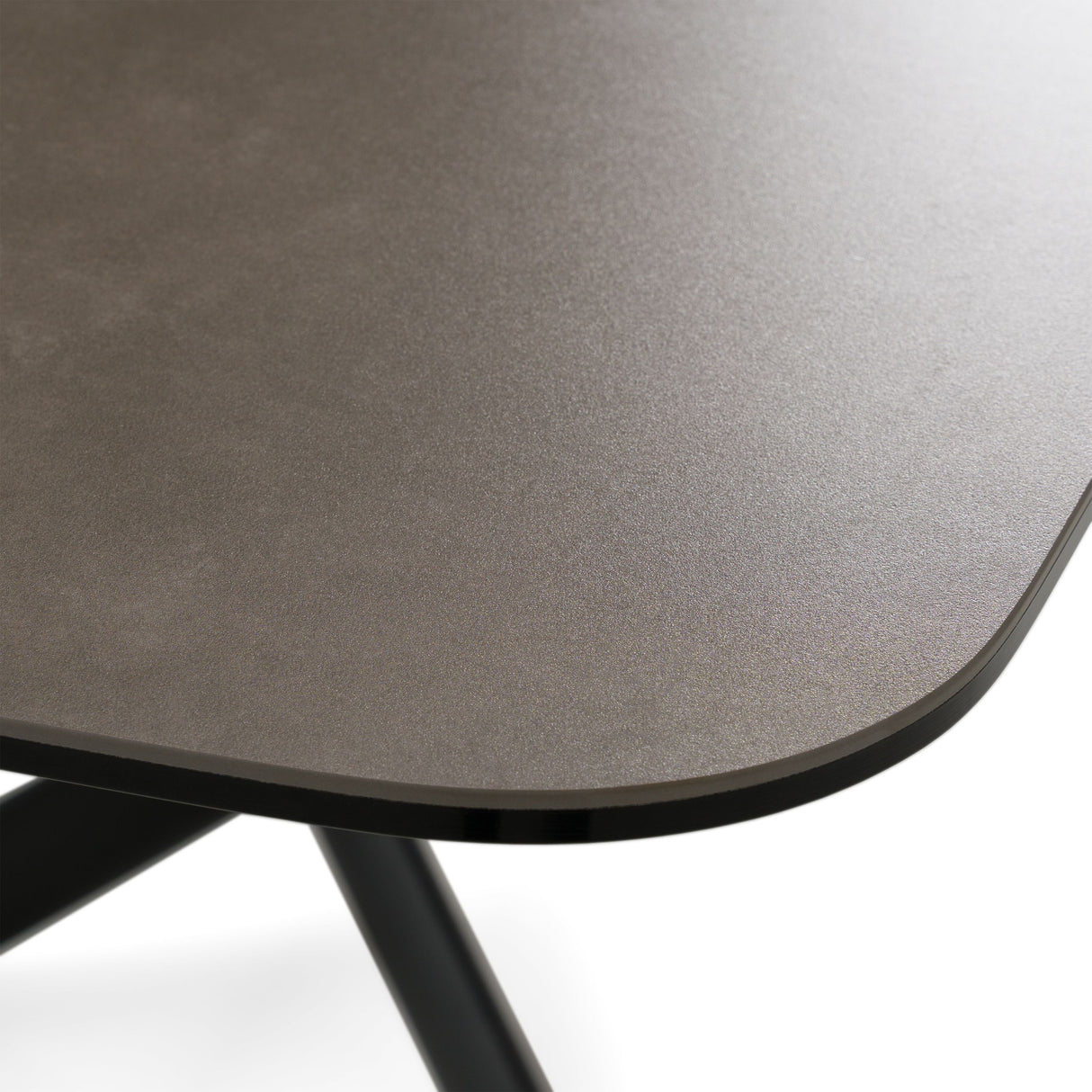 Modrest Herzog - Modern Grey Ceramic Dining Table