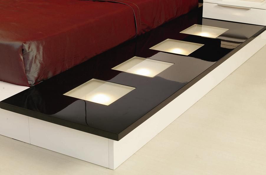 Eastern King Impera Modern-Contemporary lacquer platform bed
