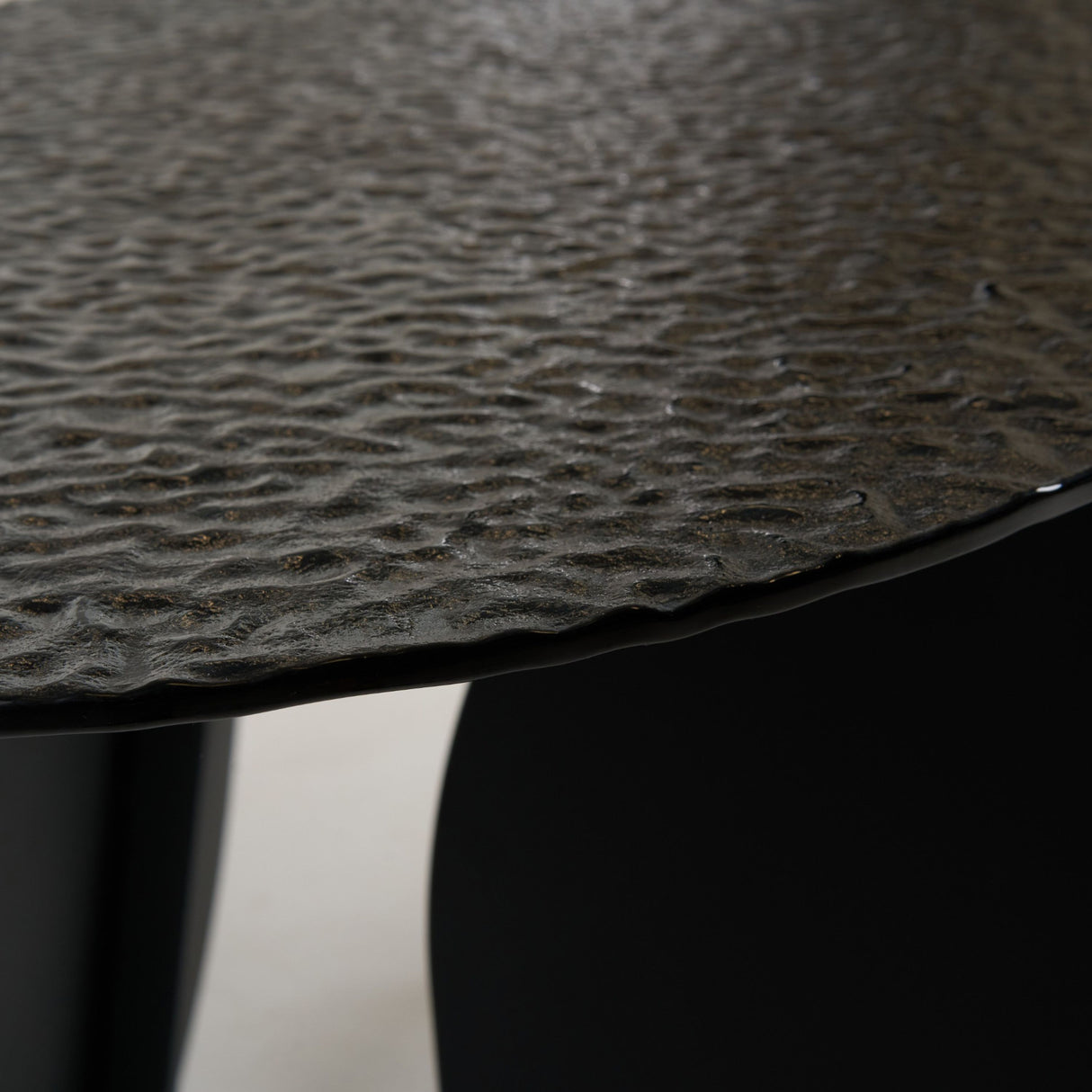Modrest Maxine - Modern Hammered Grey Glass Rectangular Dining Table