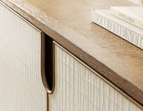 Canvas crackle texture detail on doors – Melange Arbor Collection