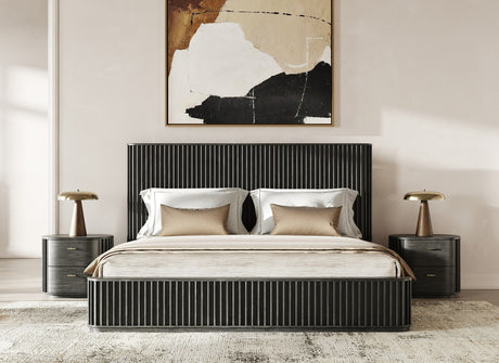 Modrest Fields King Bed in Black - VIG Furniture - front view