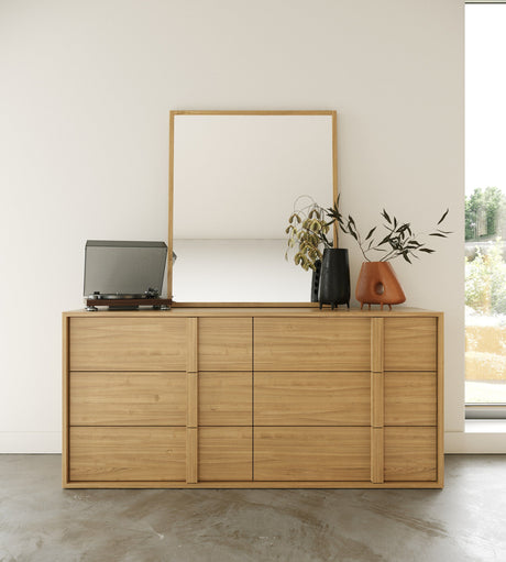 California King Berlin - Modern Natural Oak Bedroom Set