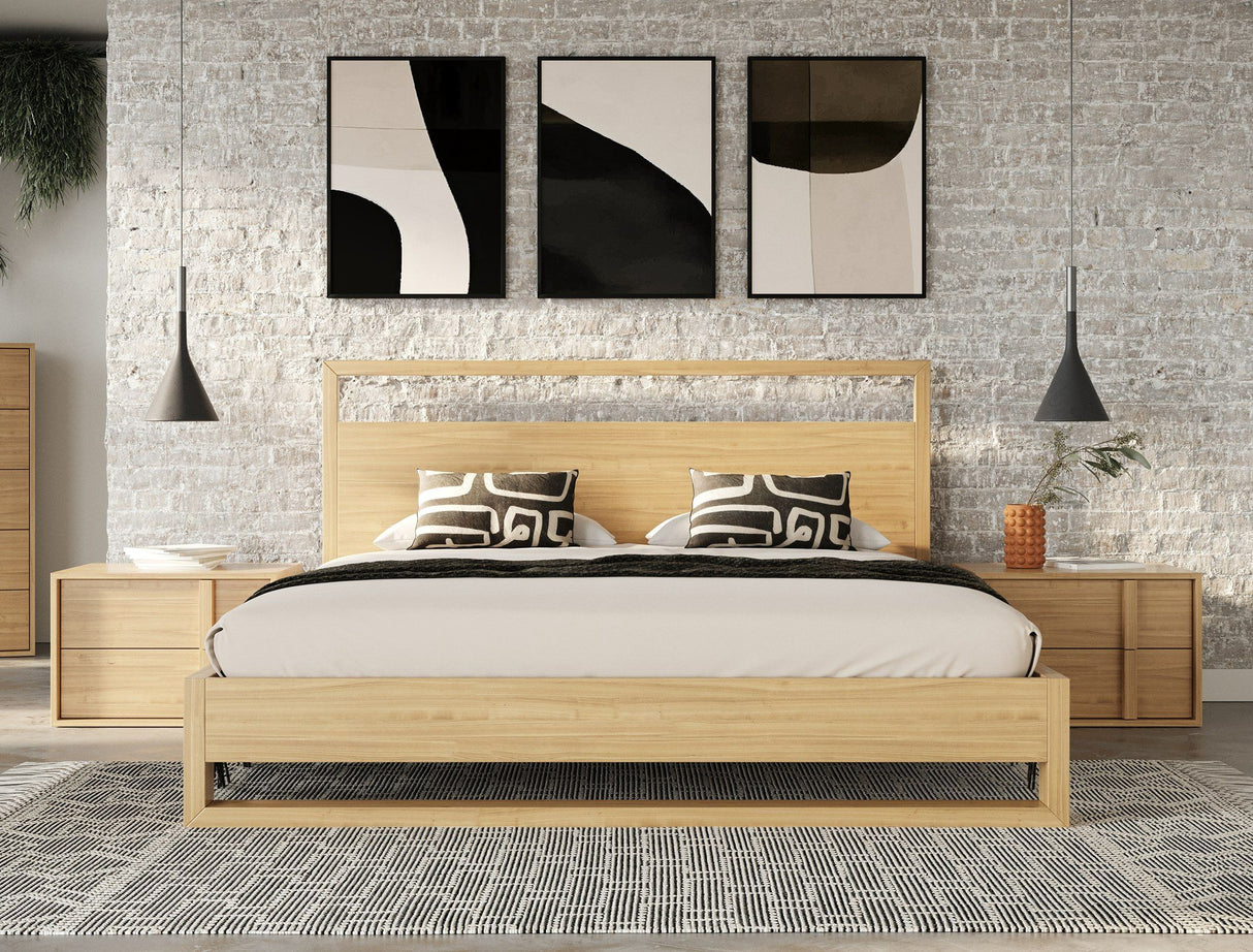 Eastern King Berlin - Modern Natural Oak Bedroom Set