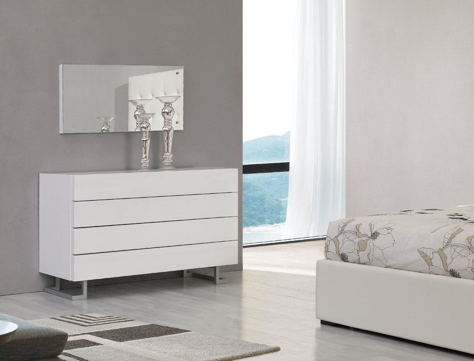 Lyrica - White Leatherette With Crystals Bed - View Image 1