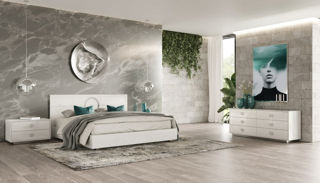 Queen Ovidius + Victoria - Modern White Crocodile Lacquer Bedroom Set - View Image 1