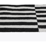 Zigby Hand - Woven Rug - Black / Ivory - Home Elegance USA