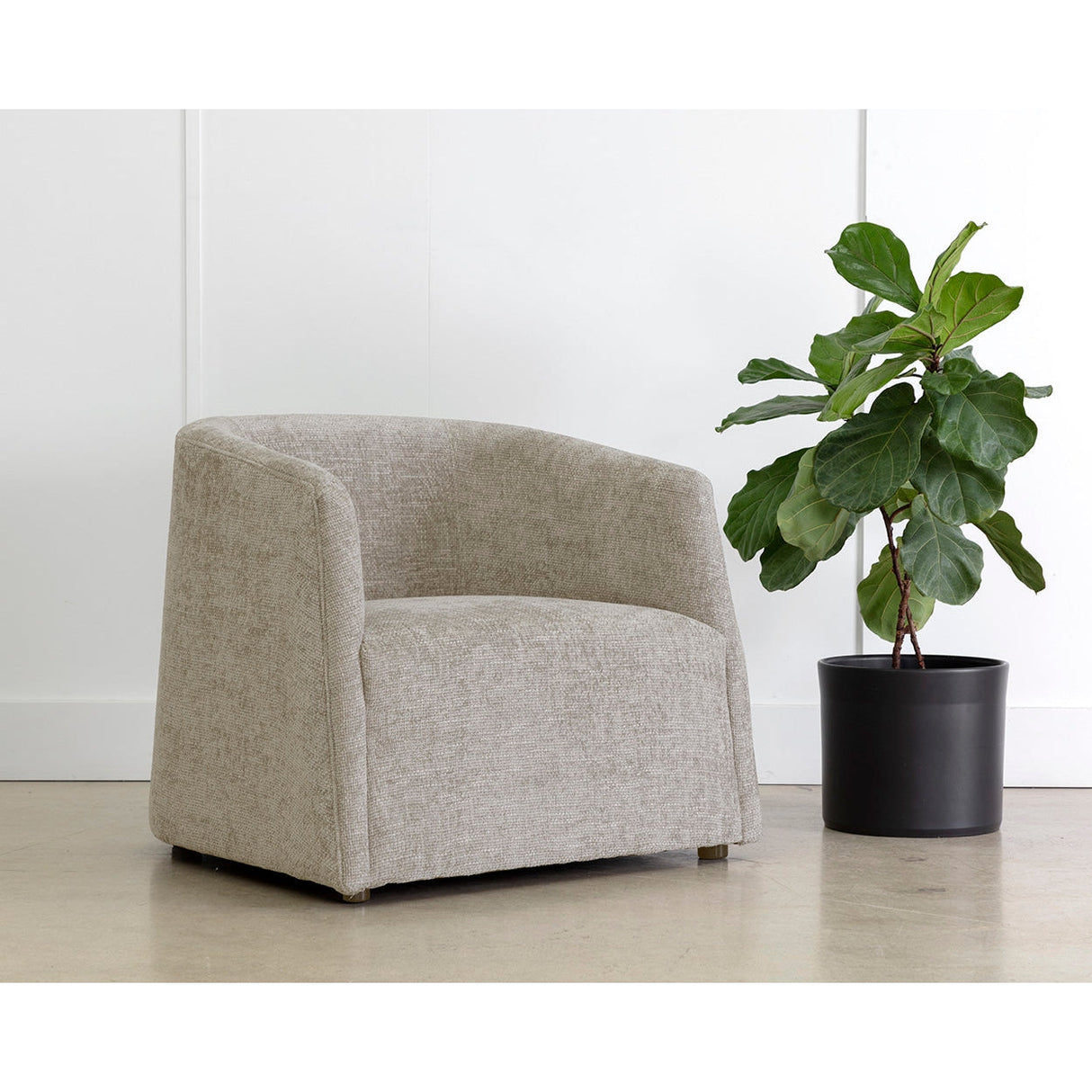 Serenade Lounge Chair - Home Elegance USA