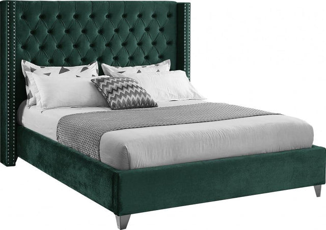 Meridian Furniture - Aiden Velvet Queen Bed In Green - Aidengreen-Q