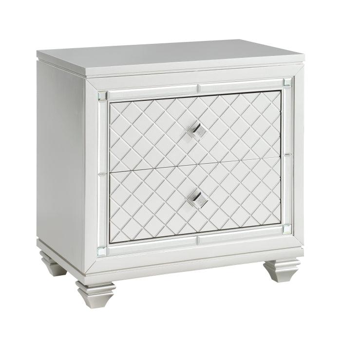 Homelegance - Leesa 3 Piece Eastern King Platform Bedroom Set In Silver - 1430K-1Ek*3