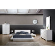 Christie - 5 Piece Queen Bedroom Set With Chest - White - Wood