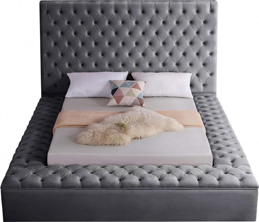 Meridian Furniture - Bliss Velvet Queen Bed In Grey - Blissgrey-Q