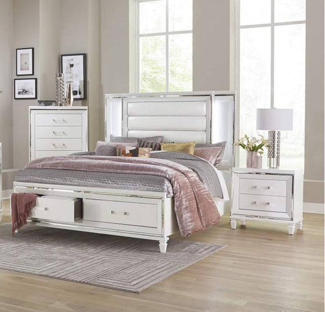 Homelegance - Tamsin 3 Piece Eastern King Platform Bedroom Set In White - 1616Wk-1Ek-3Set