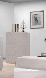 J&M Furniture - Florence White & Light Grey Lacquer 3 Piece Eastern King Platform Bedroom Set - 17852-K-3Set
