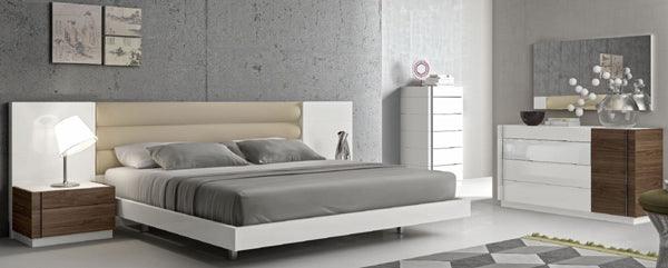 J&M Furniture - Maia Light Grey Lacquer Eastern King Platform Bed - 17867221-K