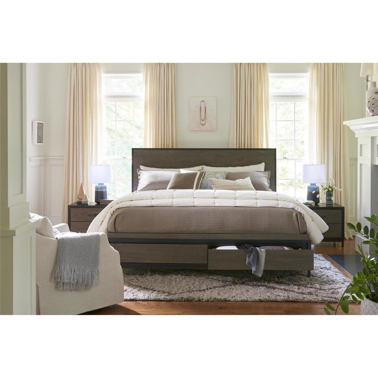Curated Spencer Bed - Queen | Universal | Home Elegance USA