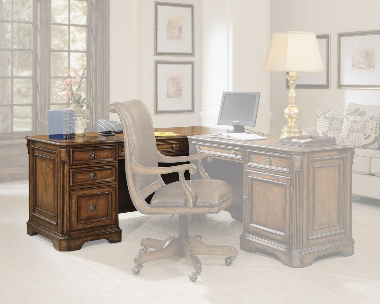 Hooker Furniture Brookhaven Executive L Desk