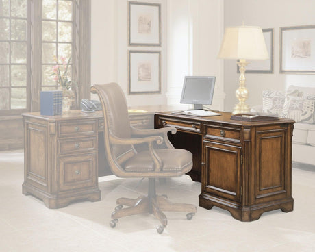 Hooker Furniture Brookhaven Executive L Desk