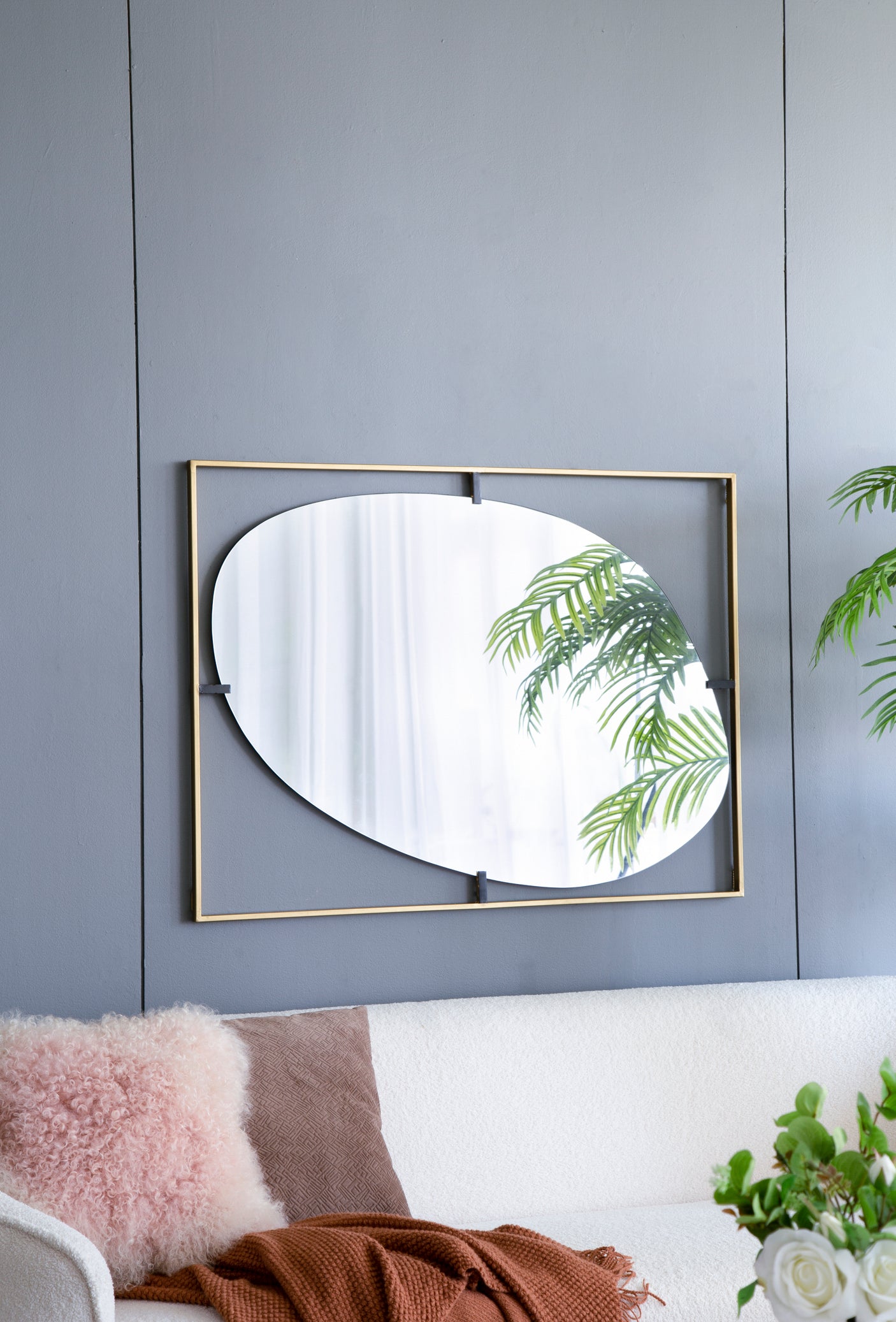 30x1x40" Poppy Mirror with Gold Metal Frame Contemporary Design Wall Decor for Bathroom, Entryway Wall Decor - Home Elegance USA