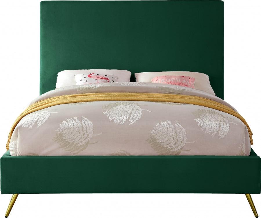 Meridian Furniture - Jasmine Velvet King Bed In Green - Jasminegreen-K