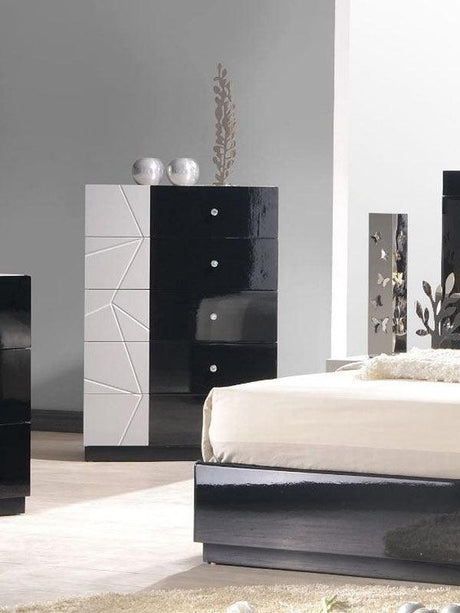 Turin Light Grey And Black Lacquer 4 Piece Queen Platform Bedroom Set - 17854-Q-4Set | J&M