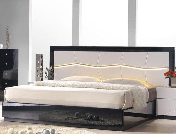 J&M Furniture - Turin Light Grey And Black Lacquer 4 Piece Eastern King Platform Bedroom Set - 17854-K-4Set