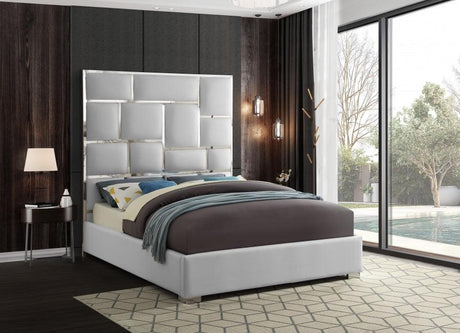 Meridian Furniture - Milan Faux Leather Queen Bed In White - Milanwhite-Q