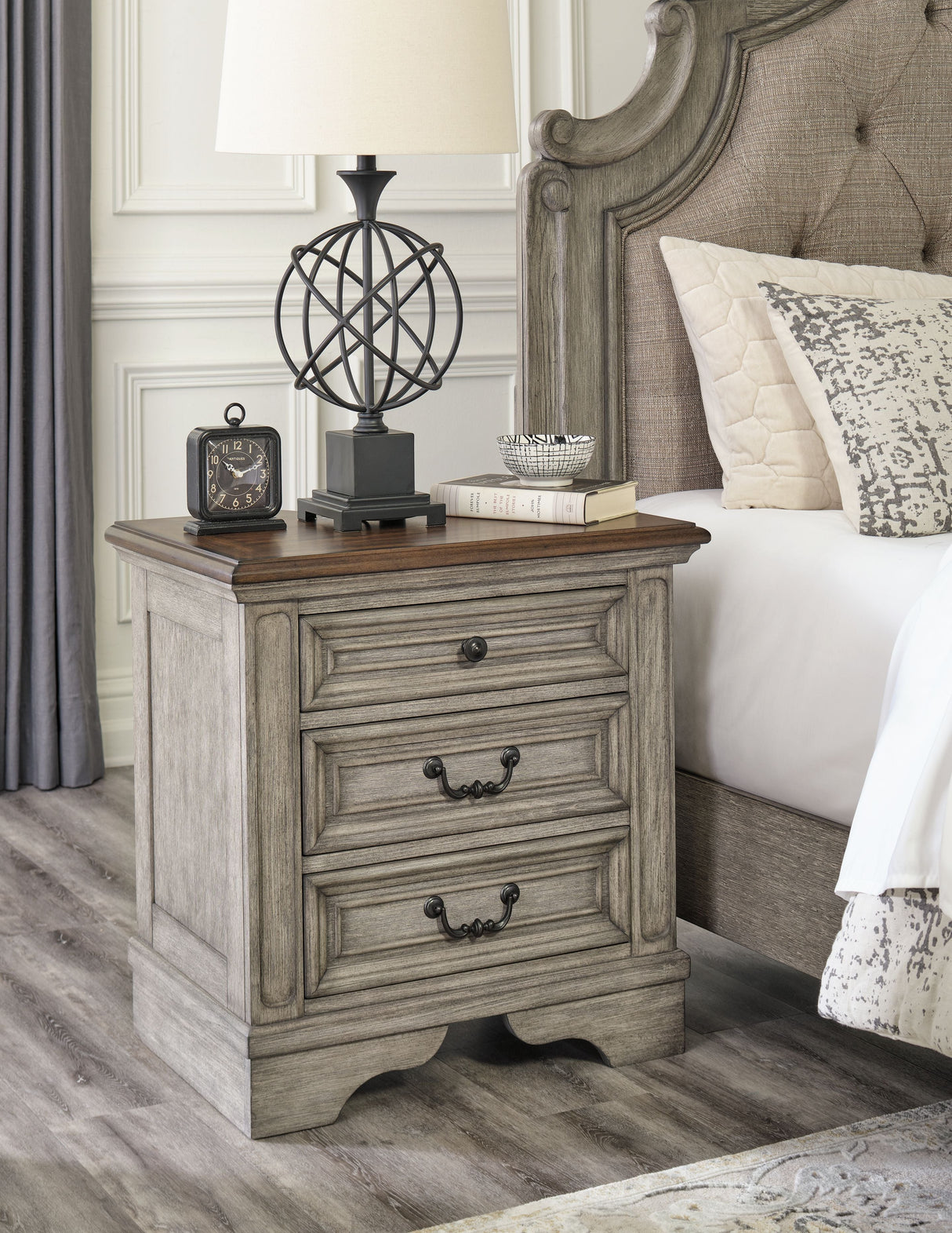 Lodenbay - Antique Gray - 8 Pc. - Dresser, Mirror, Chest, King Panel Bed, 2 Nightstands - Home Elegance USA