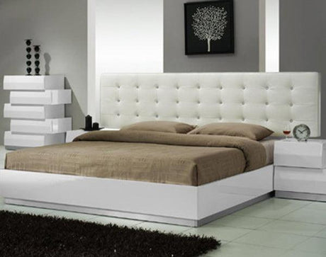 J&M Furniture - Milan White Lacquer Eastern King Platform Bed - 17687-K