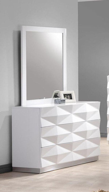 Verona White Lacquer 3 Piece Full Platform Bedroom Set - 17688-F-3Set | J&M