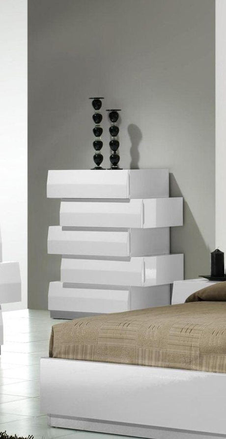 Milan White Lacquer 6 Piece Eastern King Platform Bedroom Set - 17687-K-6Set | J&M