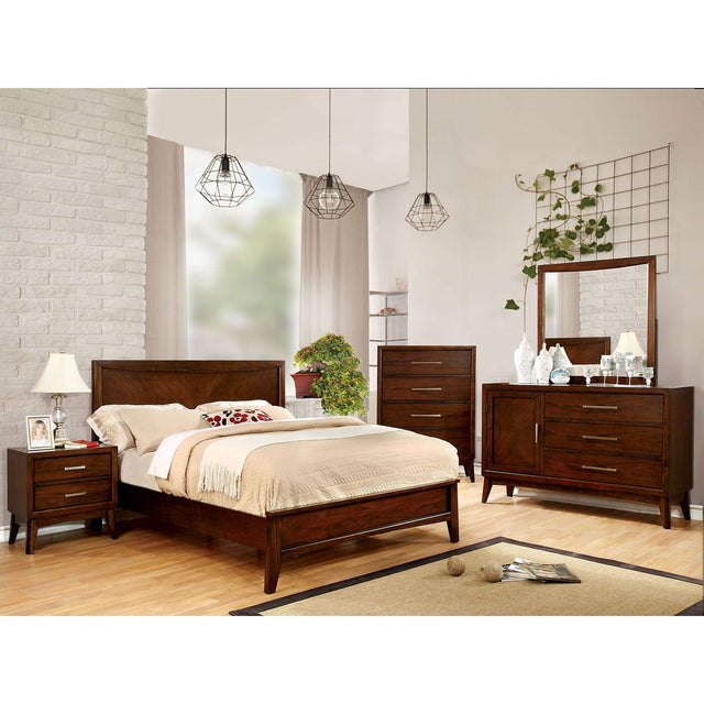 Snyder - 5 Piece Queen Bedroom Set With Chest - Brown Cherry - Home Elegance USA