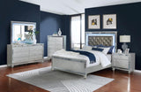 Gunnison - 4 Piece Queen Bedroom Set With Led Lighting - Silver - Home Elegance USA