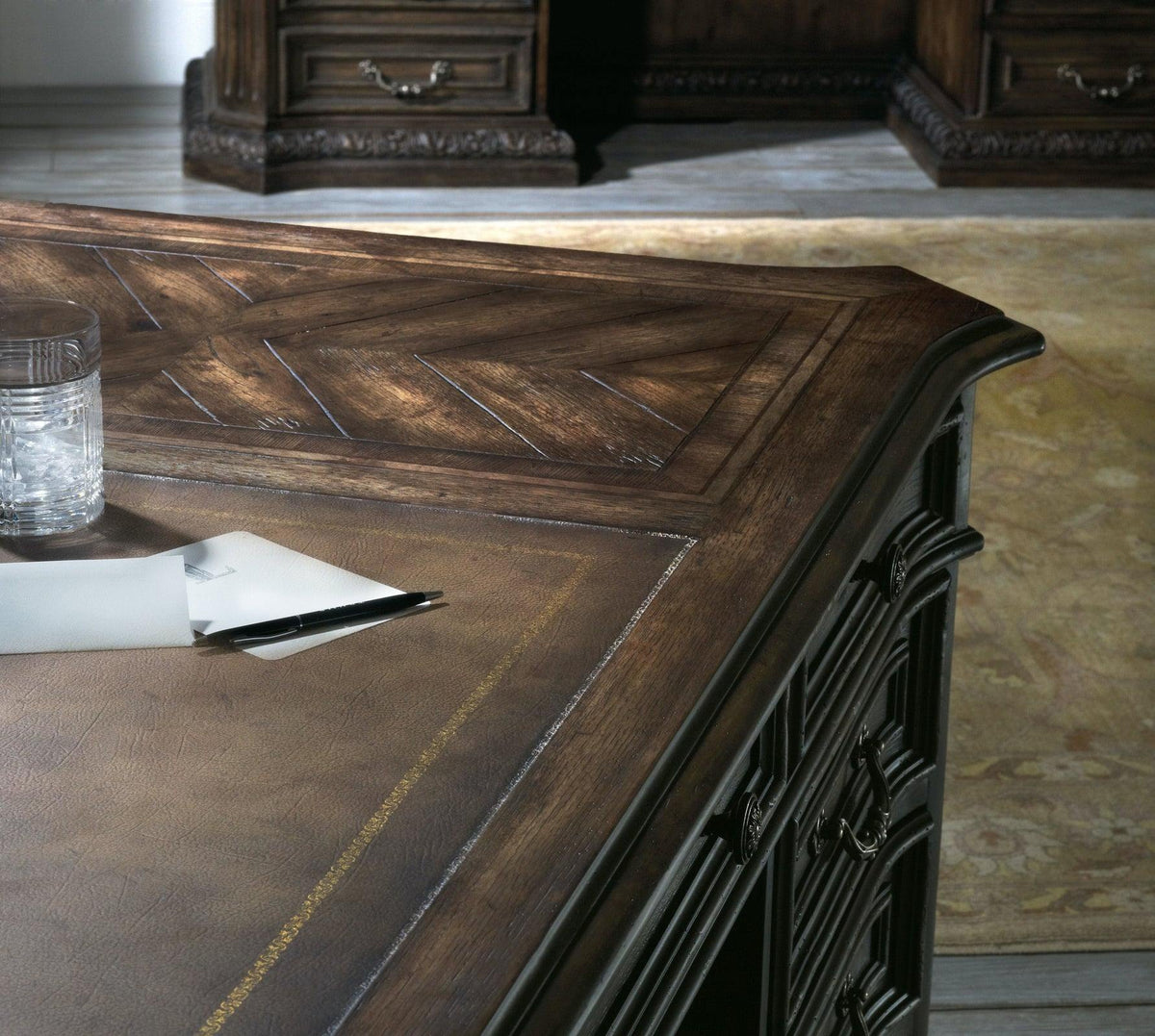 Rhapsody Executive Desk – Walnut Wood & Leather Writing – Home Elegance USA