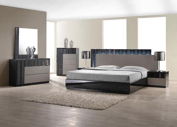J&M Furniture - Roma 4 Piece Queen Bedroom Set - 17777-Q-4Set