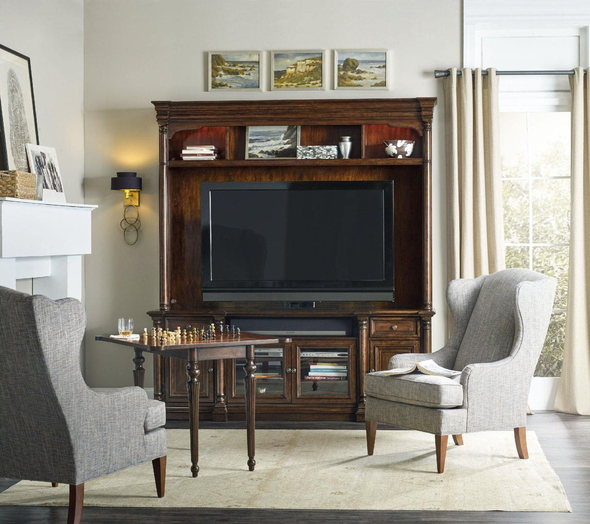 Hooker Furniture Leesburg Entertainment Console