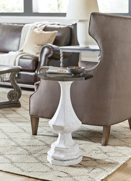 Hooker Furniture Traditions Drink Table