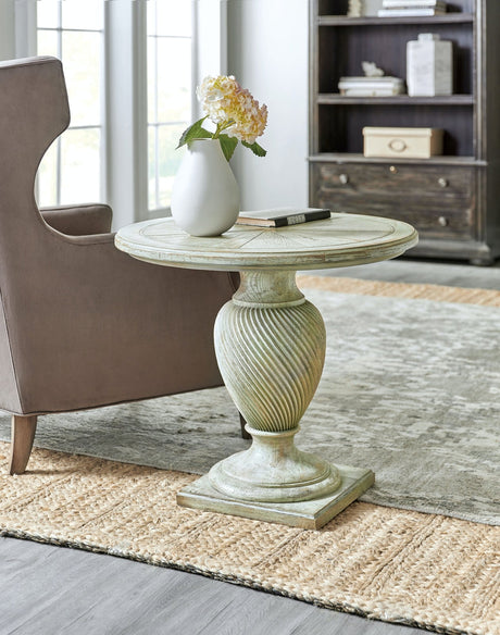 Hooker Furniture Traditions Round End Table