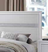 Traditional Matrix Queen Size Storage Bed in White made with Wood - Home Elegance USA