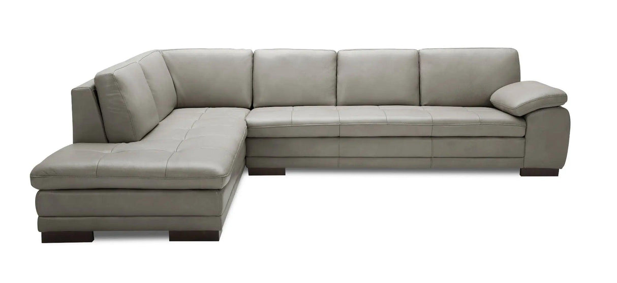 625 Italian Leather Sectional by J&M Furniture J&M Furniture