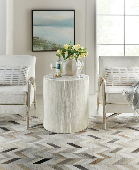 Serenity Swale Round Side Table Gray Marble – Hooker Furniture
