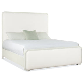 Serenity Ashore Upholstered Panel Bed in Sand Dollar White Lacquered Grasscloth | Hooker Furniture