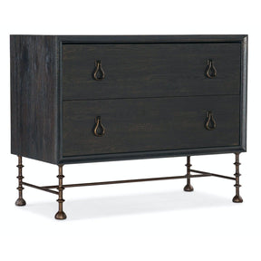 Big Sky 2-Drawer Bachelor’s Chest with Integrated USB Power | Hooker Furniture