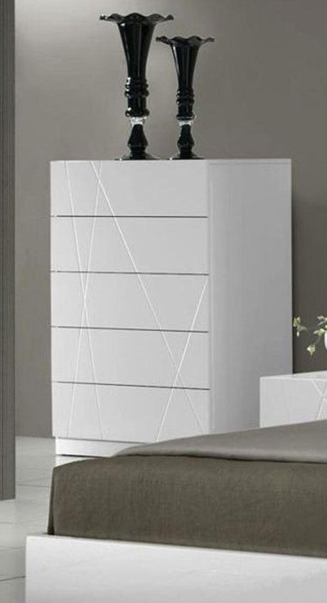 J&M Furniture - Naples White Lacquer Chest - 17686-C