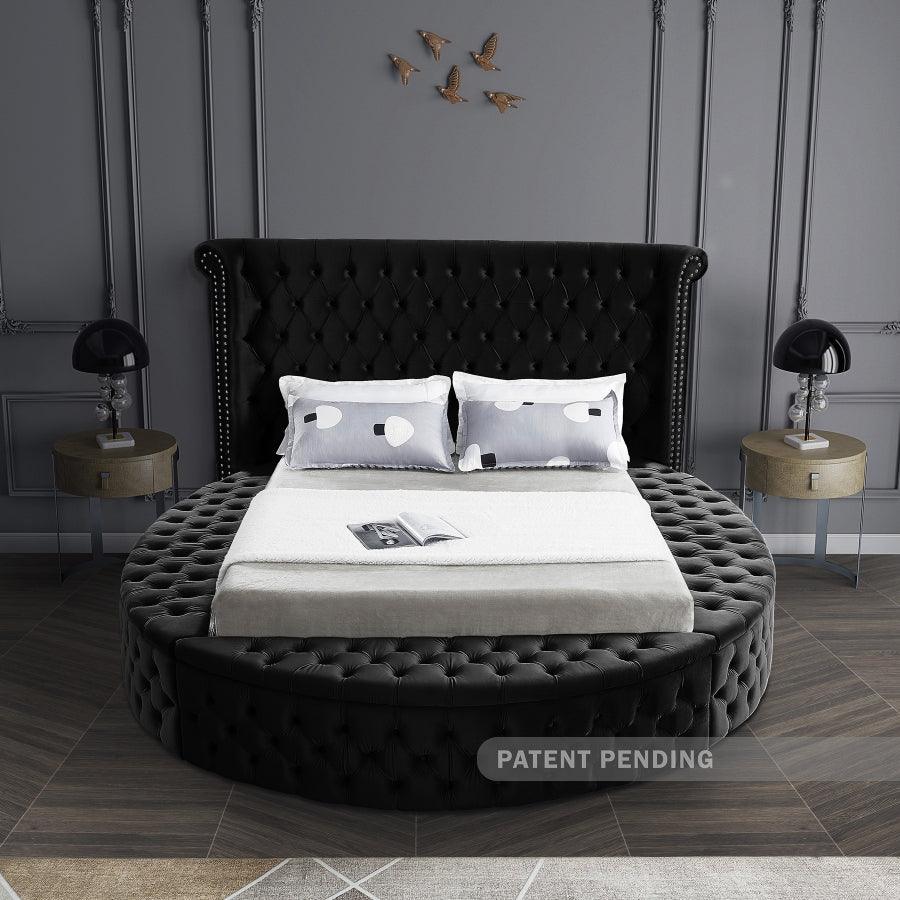 Meridian Furniture - Luxus Velvet Queen Bed In Black - Luxusblack-Q