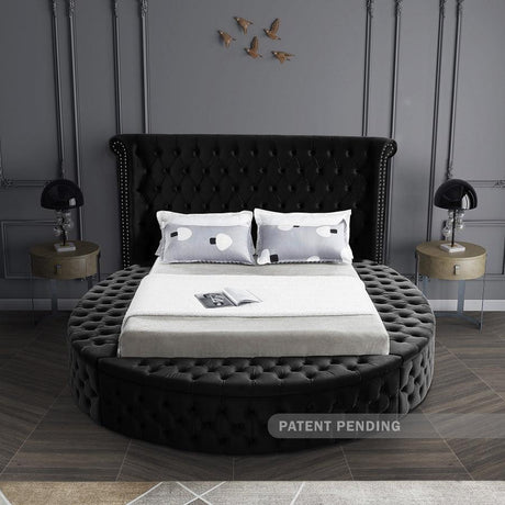 Meridian Furniture - Luxus Velvet Queen Bed In Black - Luxusblack-Q