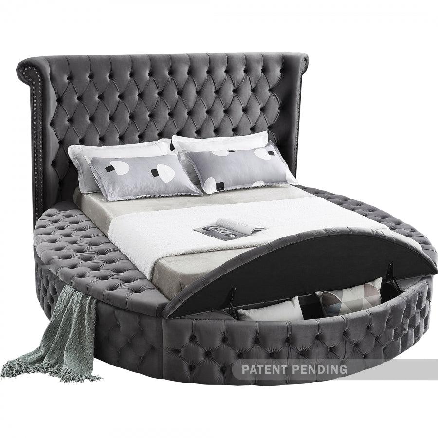 Meridian Furniture - Luxus Velvet Queen Bed In Grey - Luxusgrey-Q